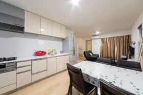 Whole 3BR House｜Sleeps 8｜Floor Heating & Parking - Image 3