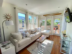 #CozyBluffs #OakBluffs #EastChop 1 BD, 1.5 bath home-Walk to Town-Ferries-Beach! - Image 3