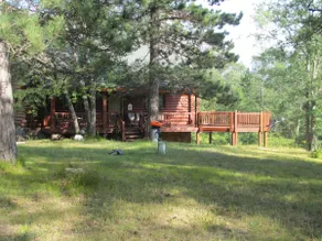 “Rustic Feel” Log Cabin In The Country - Image 4
