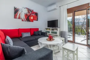 Meandros Apartment with Garden View - Image 2