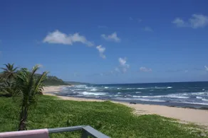 Beach House on East Coast - Image 3