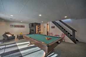 Cozy A-Frame Cabin w/ Pool Table: 8 Mi to Mt Snow! - Image 3