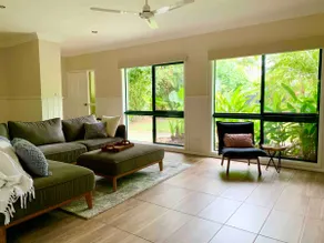 Quintessential Kewarra Classy 3BR home & Huge Pool - Image 2