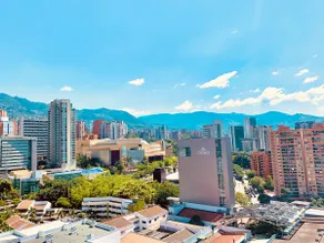 Chic 1BR by Oviedo Mall • Prime Location - Image 3