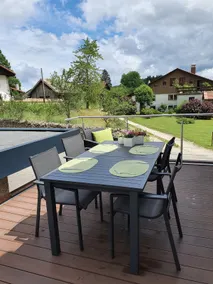 Fully renovated charming maisonette - Image 4