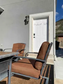 Roomy Orchard Suite-short & extended stays - Image 5