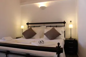 Corali Luxury Beach Apartment - Image 4