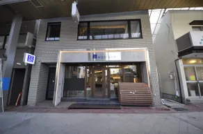 9-minute walk from JR Maya Station and Hankyu Oji Koen Station. 3-story building in the Suidoji Shopping Street area - Image 2