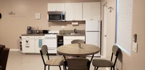 Private Studio with own entrance (Stand-alone)! - Image 3