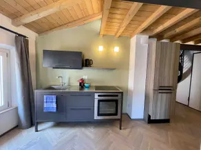 Penthouse with roof terrace a stone's throw from Piazza Grande - Image 3