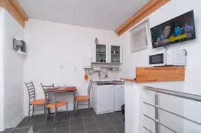 Apartment Tudor - Image 4