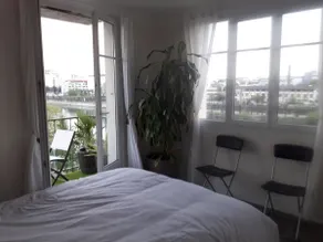 3 bedroom apartment near Paris, overlooking the Seine - Image 3