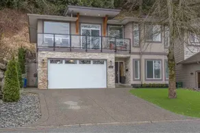 Paradise in Chilliwack (NO SMOKING ON PROPERTY) - Image 2