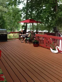 LAKEFRONT CABIN POCONO - HUGE 3-tier deck, fireplace, kayaks, fire pit, sleep 8 - Image 3