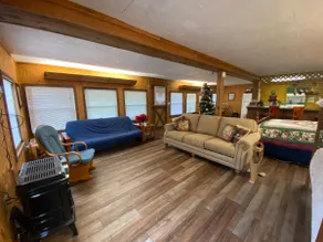 Farm Stay in Cabin on the Pond - Image 5