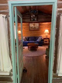 Grandpa's Little Cabin-Across Big Glen - Image 2