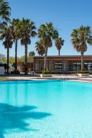 Bafureira Cascais Apartment; Condomínio privado com piscina - Image 2