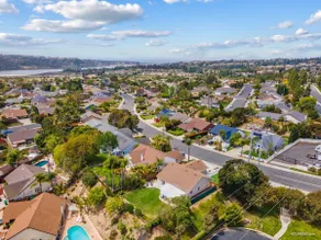 Gorgeous Private Home —Close to Carlsbad Beaches - Image 3