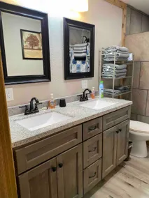 2 bedroom with lake view-South Toledo Bend - Image 5