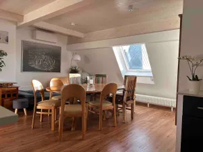 Attic apartment air-conditioned, large, close to the city center - Image 2
