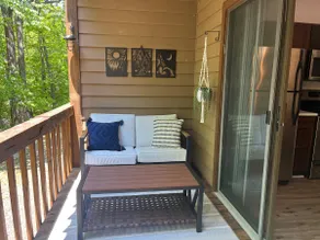 Wintergreen 1bed Condo, Walk to slopes, close to Hiking, Breweries, Wineries - Image 5