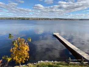 The View of Lake Aylmer - Image 4