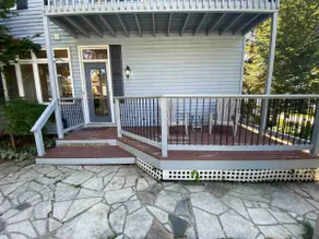 Cozy Sunny Main Floor Guest Suite Near RBG - Image 2