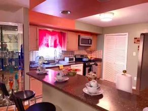 Peaceful 3BR Home Near EWR & NYC | Family-Friendly - Image 5