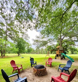 Breakfast with a View with BBQ Firepit Golf Course - Image 3