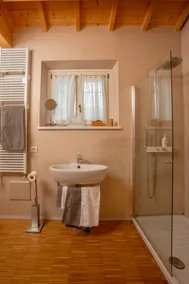 Podere Castagnè - CORAL TREE APARTMENT - Image 5