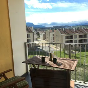 Cozy accommodation in the Pyrenees - Image 2