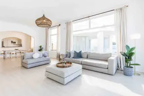 Absolute Tamarama Beachfront on Bondi Coastal Walk - Image 5