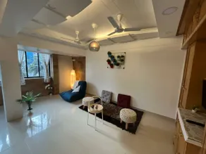 The Voluminous Abode Nr. Azad nagar Metro Stn - Image 2