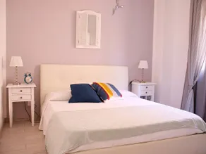 Blue Home - Image 4