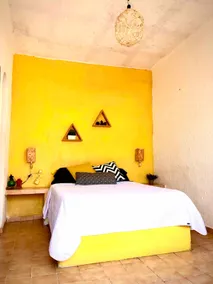 The little hotel” 3Entire studio 5 blocks from the pier - Image 2