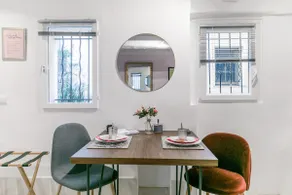 Artistic Antibes Apartment - Image 3