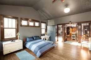 Spacious, Stylish, & Cozy Suite - Image 4