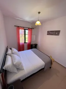 Areti's cozy apartment - Image 5