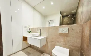 Beautiful apartment near the city center - Image 4