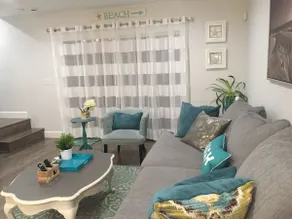 Ginima's Beach House Blocks From Beach and Bay! - Image 5