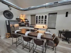 The Church House*Fully Furnished*Industrial Modern - Image 3