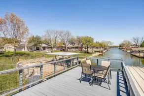 On Lake Time Pool AND Hot Tub! - Image 4