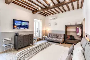 Costaguti 36 Apartment - Image 2