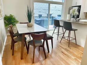 Location! 3 Bed House, parking! Rooftop! Safe area - Image 5