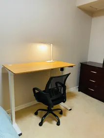 Cozy 2BR Auburn Suite: Comfort Meets Convenience! - Image 5