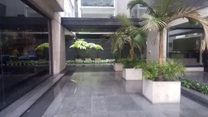 Luxury Apartment Chapinero Bogotá with King Bed - Image 5