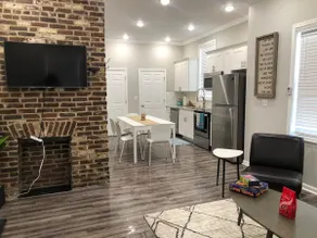 Downtown Blue - A new remodeled house in Lexington - Image 2