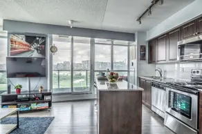 Stylish 1+1 Corner Suite |Steps to Lake&Downtown - Image 5