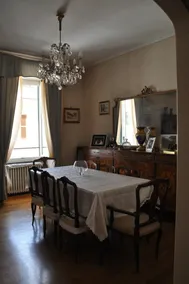 TOURIST APARTMENT The Queen's coffer - Image 4