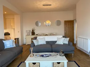 Spacious sea view apartment - Image 3